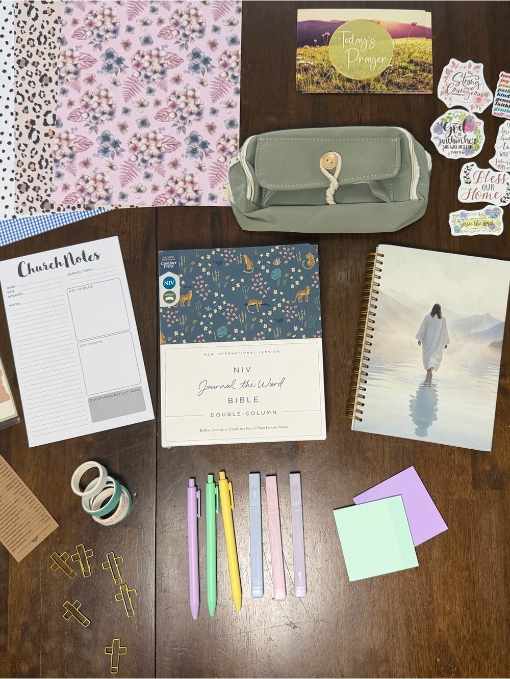 NEW Christian Bible Journaling Gift Set. NIV Bible + 20+ accessories